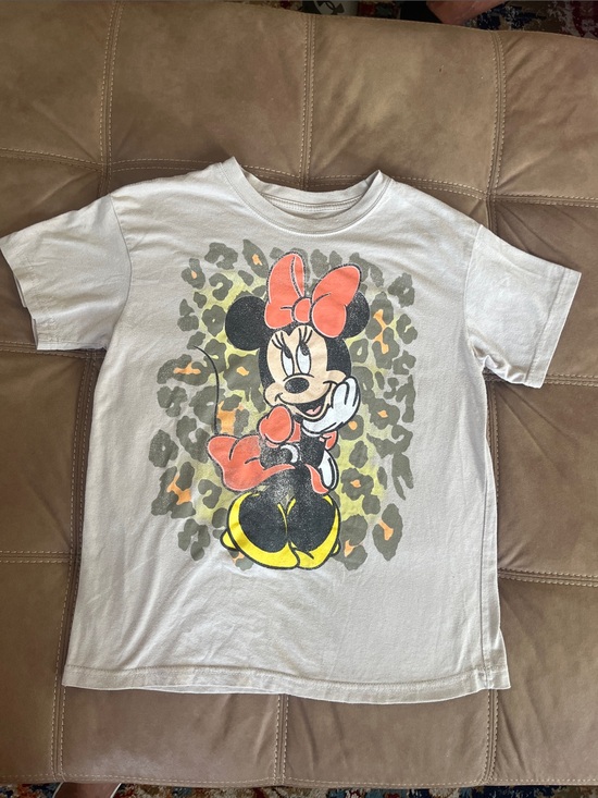 Disney Tops - Disney Minnie Mouse Tee in White with Coral Bow and Yellow Shoes